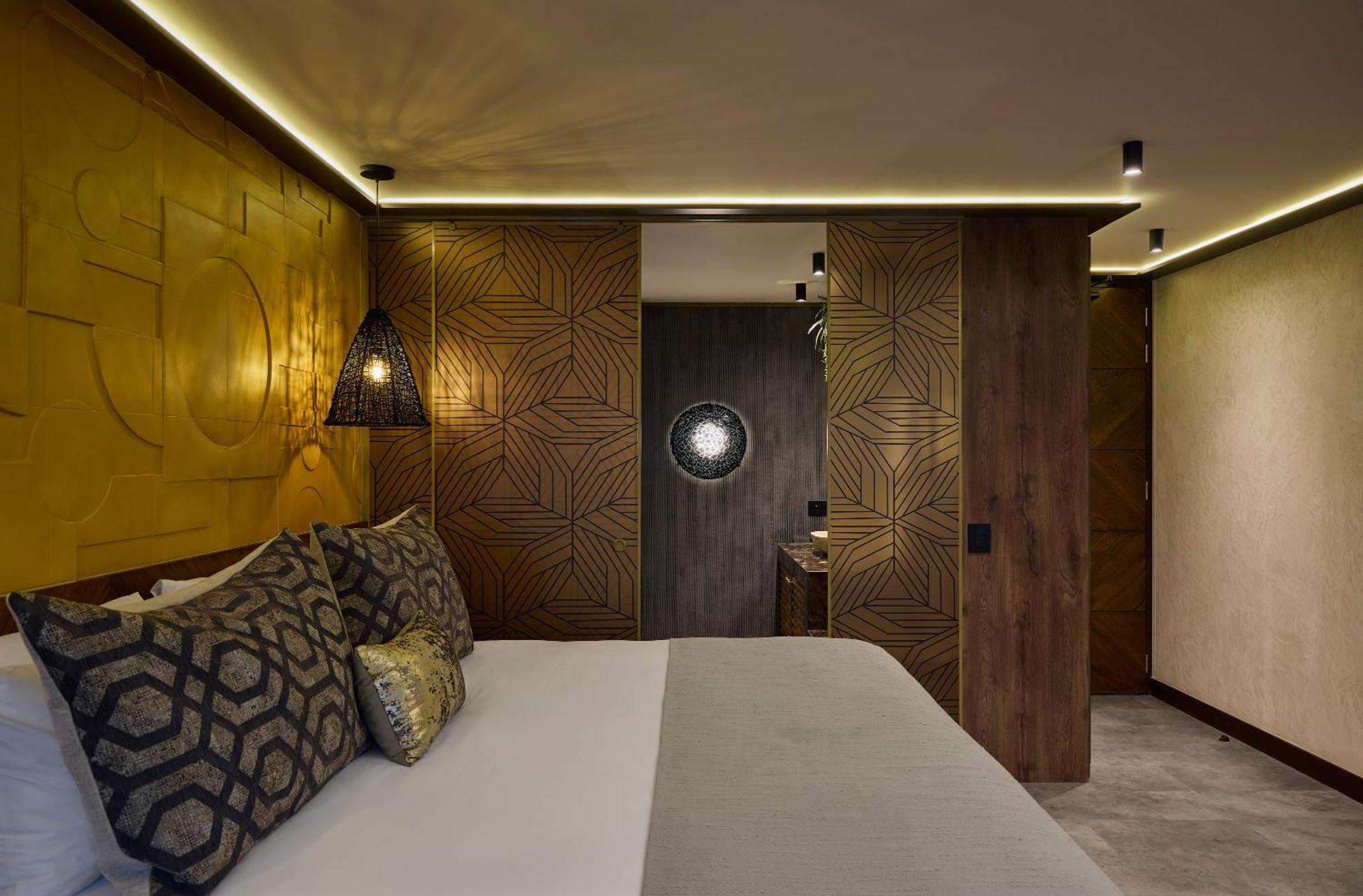 Golden Valley Hotel Медельин Экстерьер фото